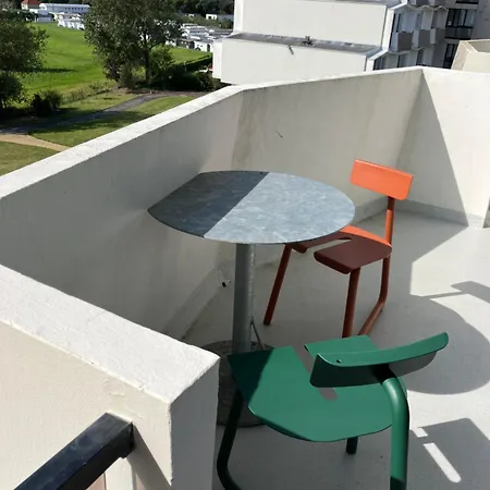 Cosy Appartement Aan Zee Met Prive Parking De Haan Exterior photo