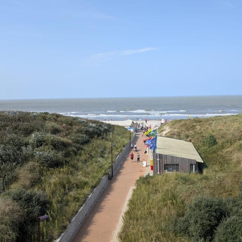 Apartamento Cosy Aan Zee Met Prive Parking